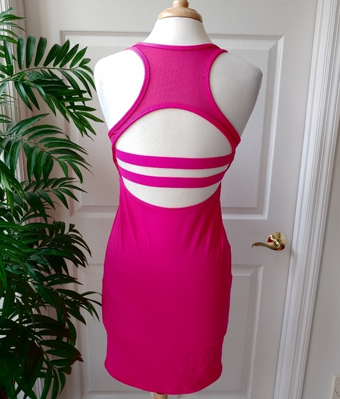 (SOLD) Fabletics Tropez Backless Bodycon Dress - Picture 5 of 8